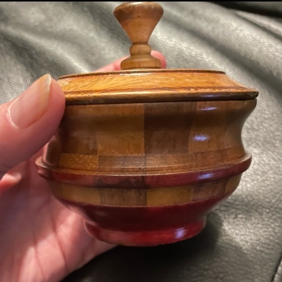 Teak wood hand made jewelry or trinket jar made and purchased in Belize - Picture 4 of 6